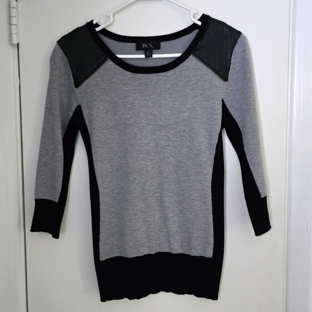 BCX Gray and Black Sweater